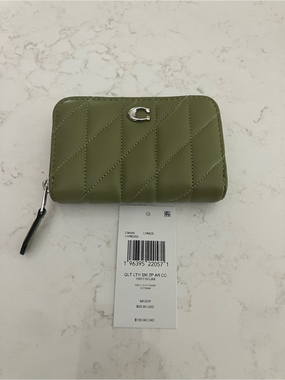Coach Essential Moss-Green Quilted Leather Zip Card Case